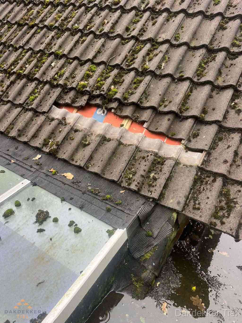 Dakpannen Repareren Tiel Dakpannen Repareren Tiel